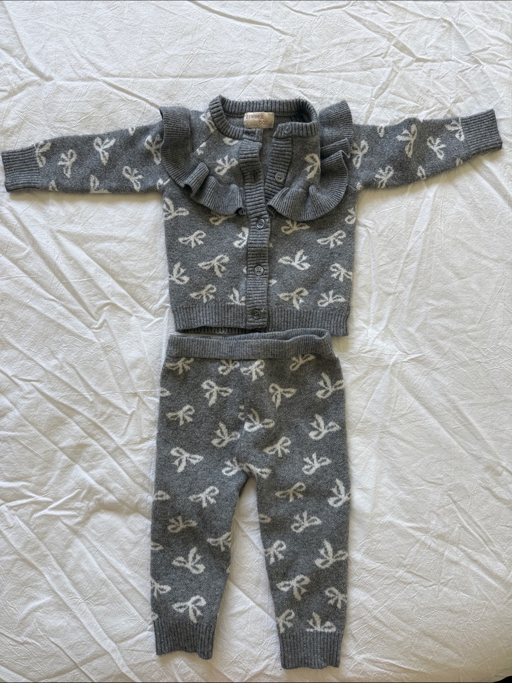 Gray Knit Baby Cardigan & Pants Set with White Bow Motif